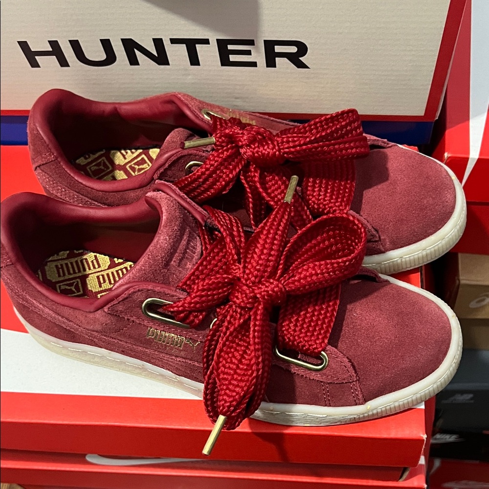 Puma Burgundy Suede Sneakers with Bold Laces